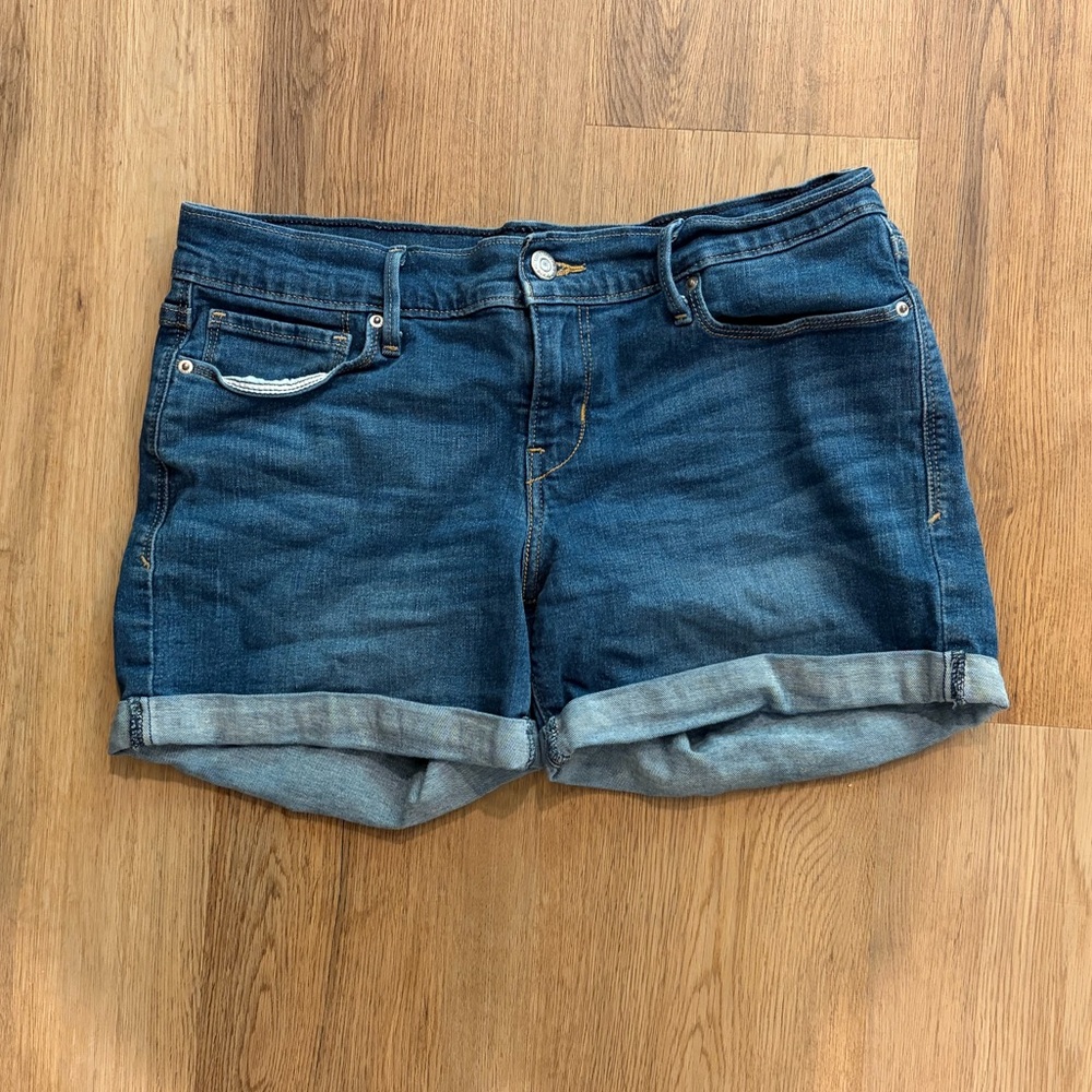 Levi’s - Size 28 - Denim Blue Women's Shorts